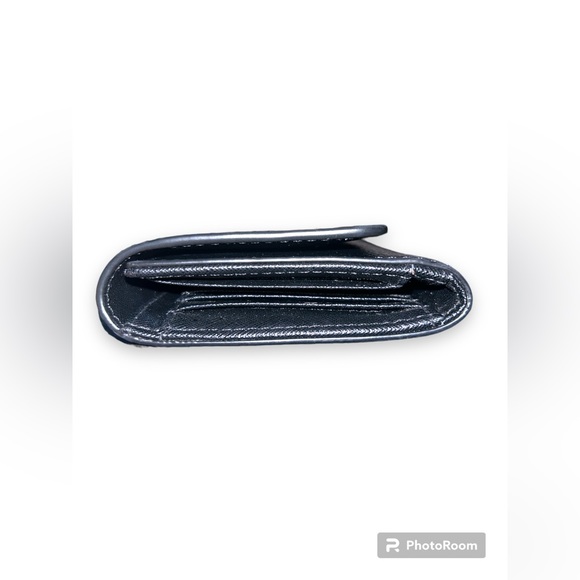 EUC Michael Kors Black Pebble Leather Wallet - Picture 14 of 14